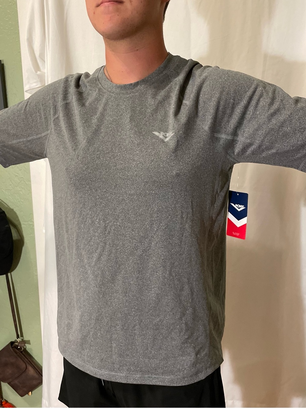 NWT Pony Men’s Dry Wick Gray performance t-shirt size Large